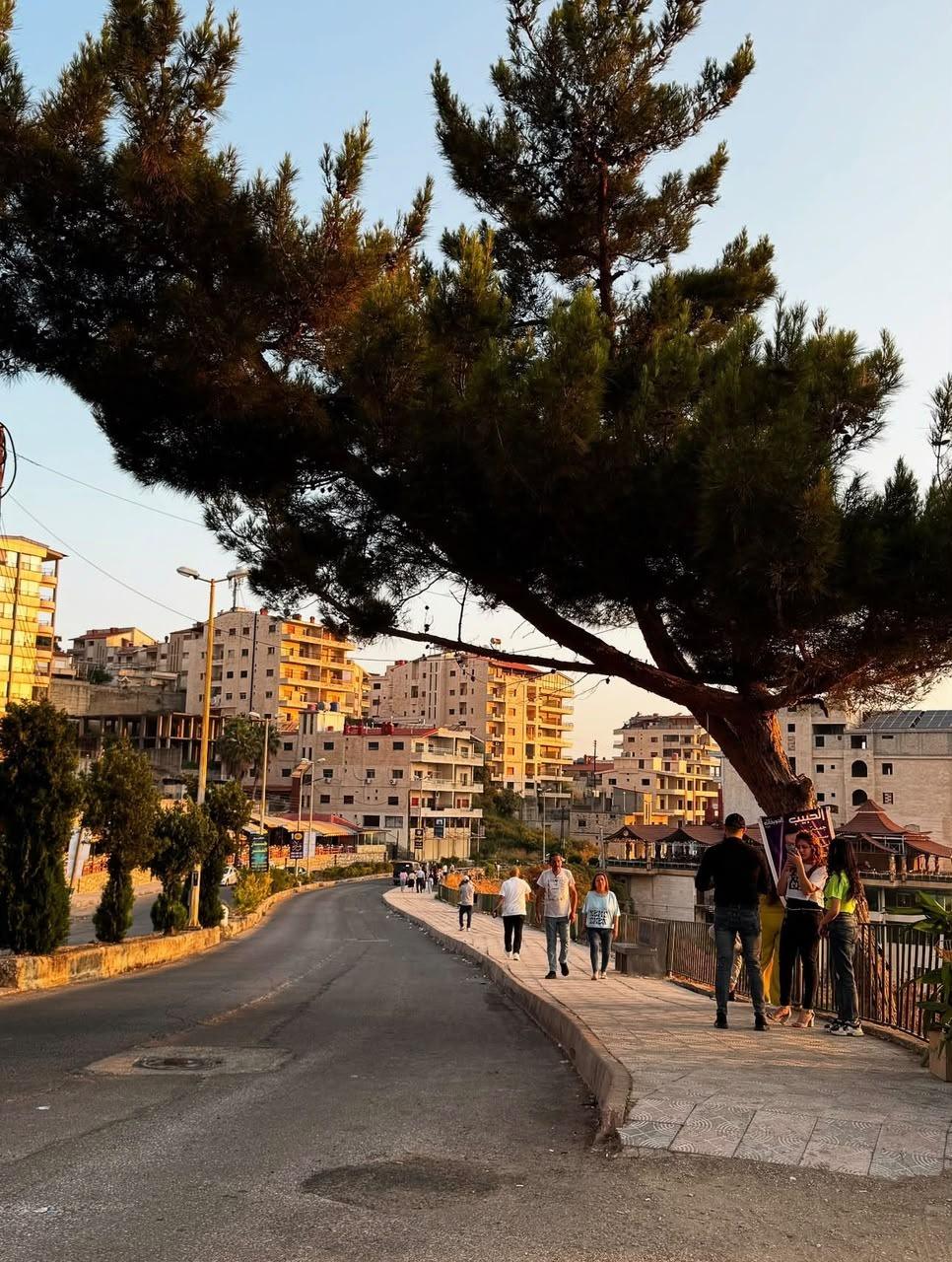 مشتى الحلو عند الغروب